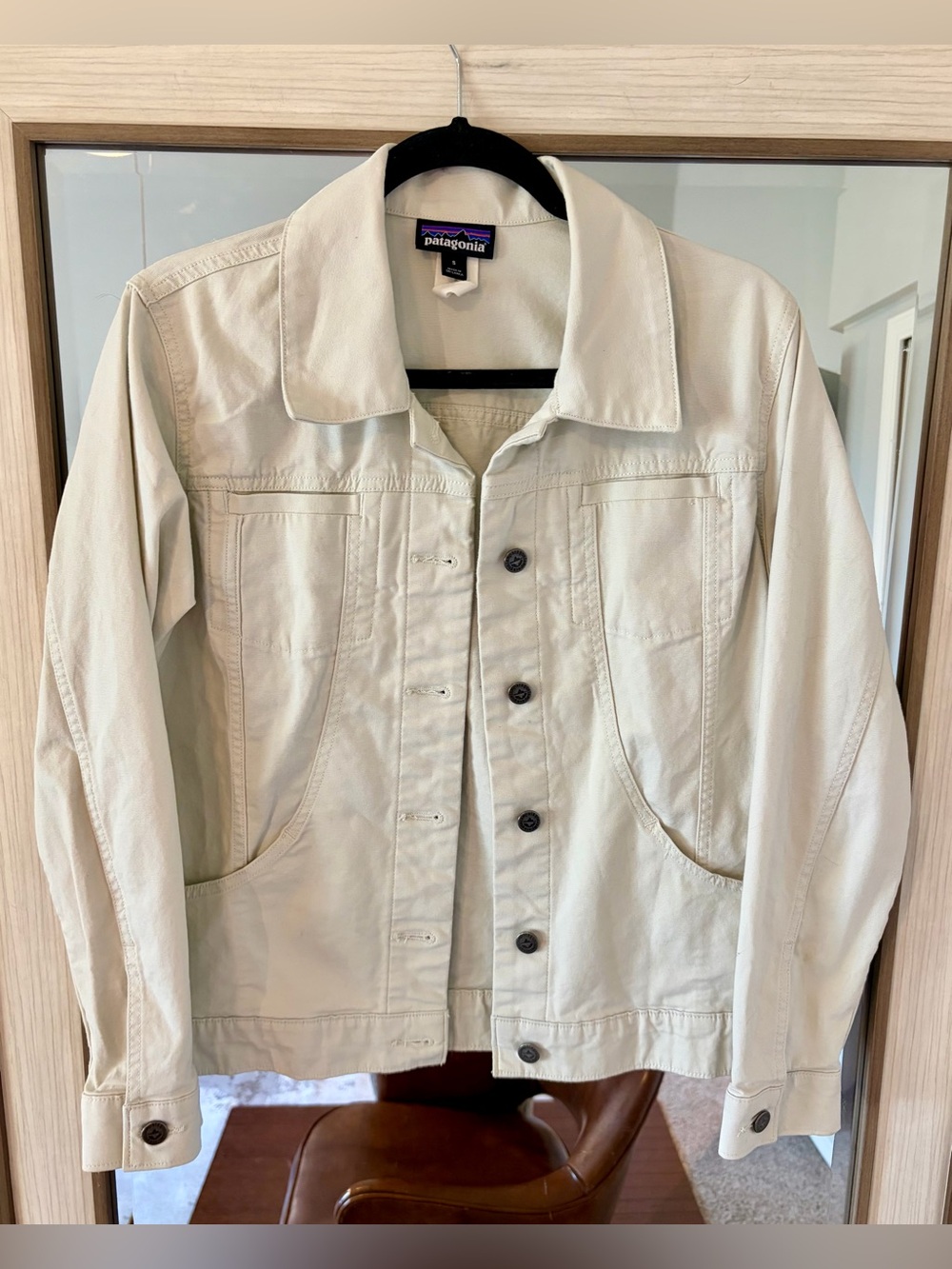 Patagonia Women’s White Stand Up Canvas Jacket Size Small Cotton blend Summer